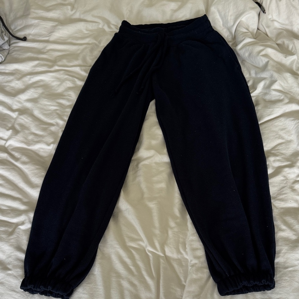 Gilly Hicks Kids Black Sweatpants